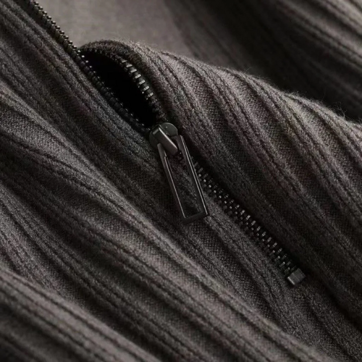 Prestante: Classic Ribbed Zip Sweater